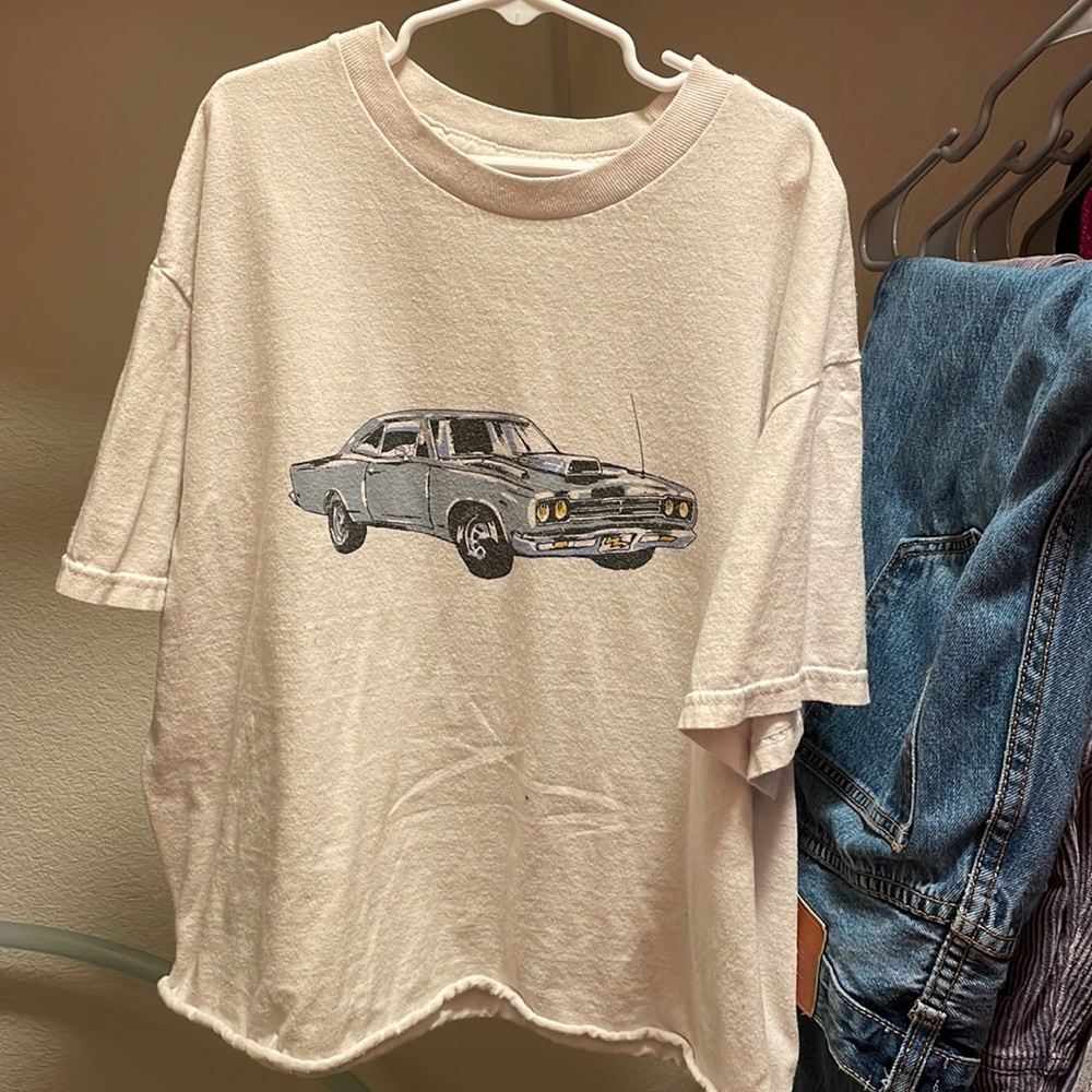 Brandy Melville Retro White/Blue Car Tee